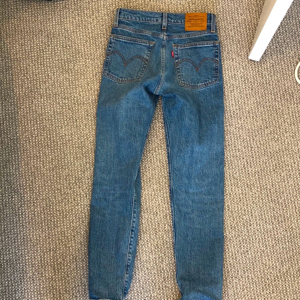 Levi's - High Waist, Wedgie Cut